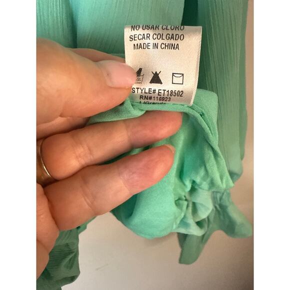 Easel Mint Green Puff
Sleeve Peasant Blouse - Ruched Square Neck Boho
Top Size L - Picture 6 of 9